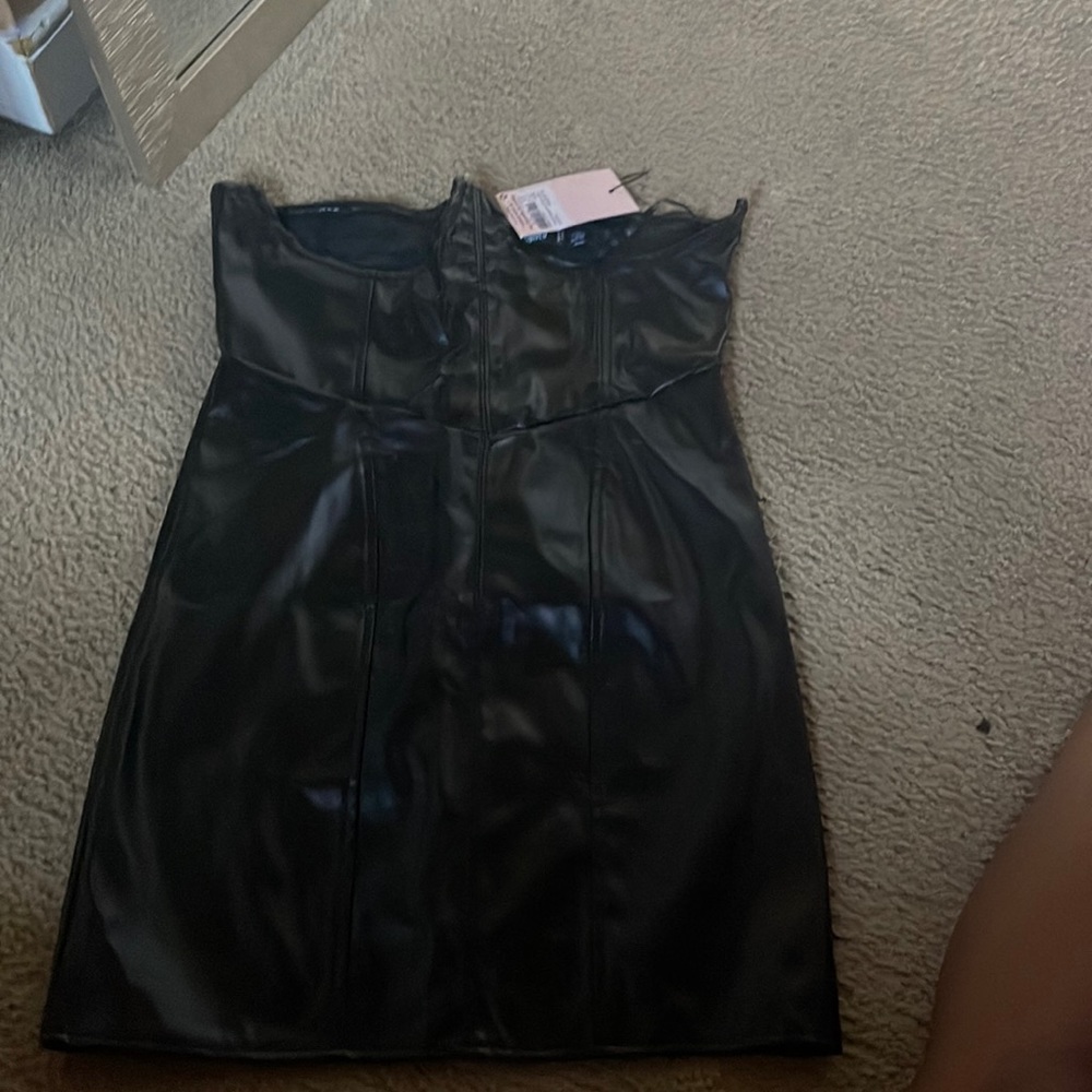 MISSGUIDED CORSET DETAIL FAUX LEATHER MINI DRESS
